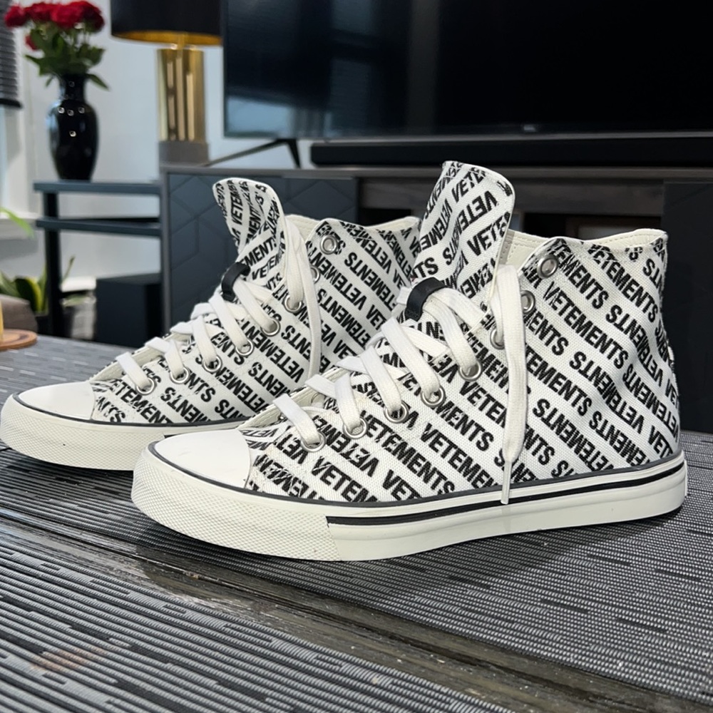 Vetements Printed Canvas Sneakers